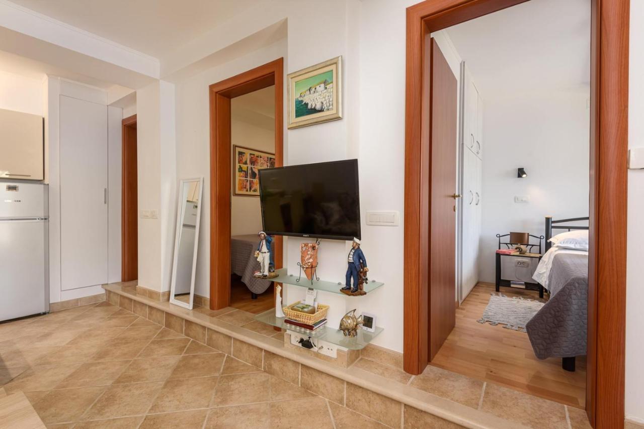 Apartment Jadranka With Sea View In Rogotin Екстер'єр фото