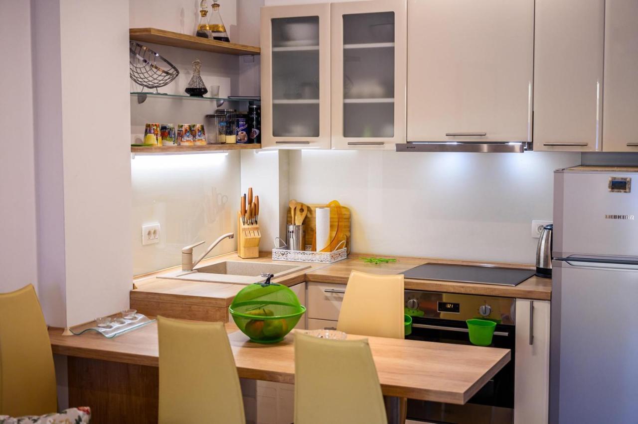 Apartment Jadranka With Sea View In Rogotin Екстер'єр фото